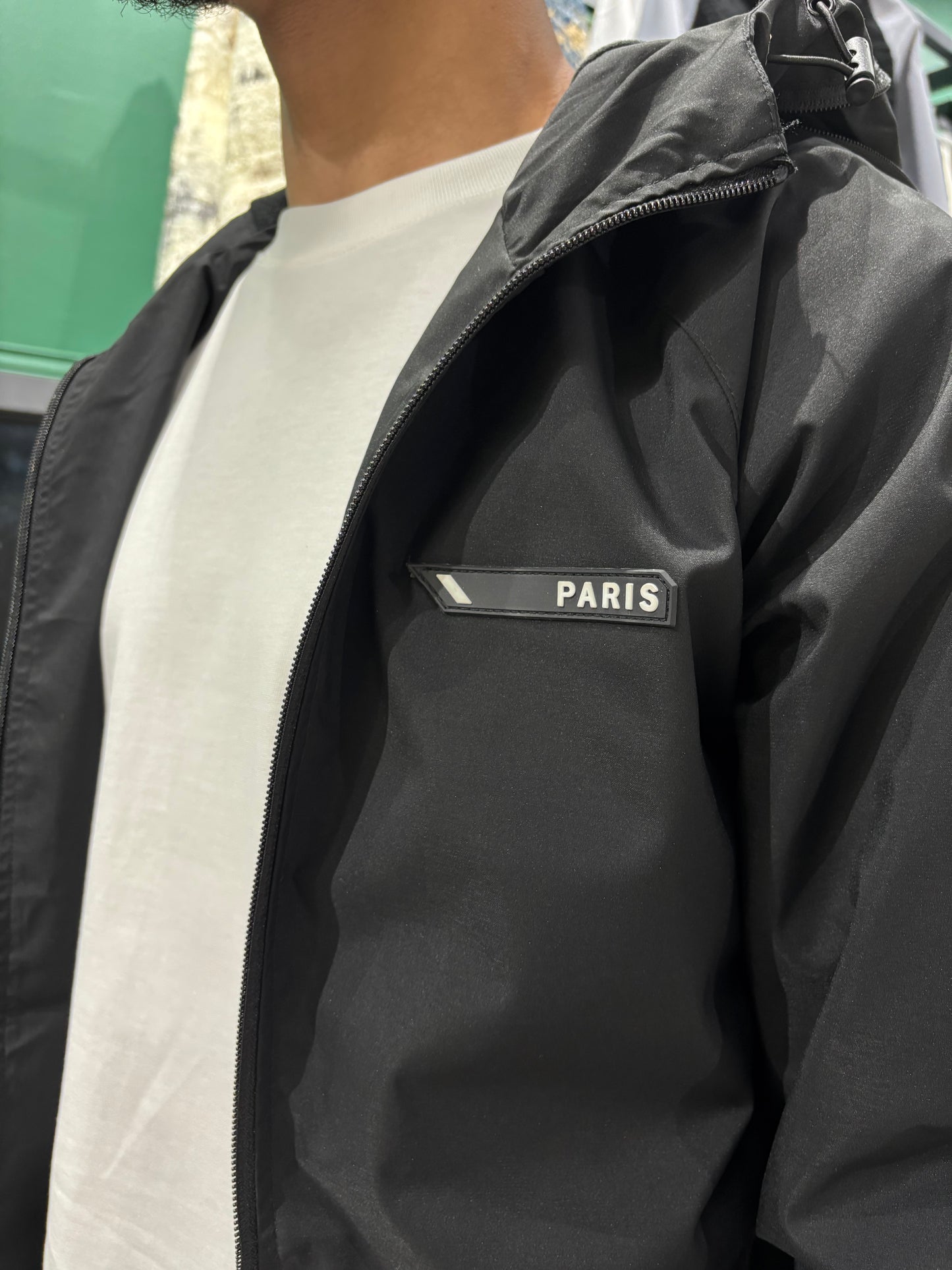 VESTE PARIS