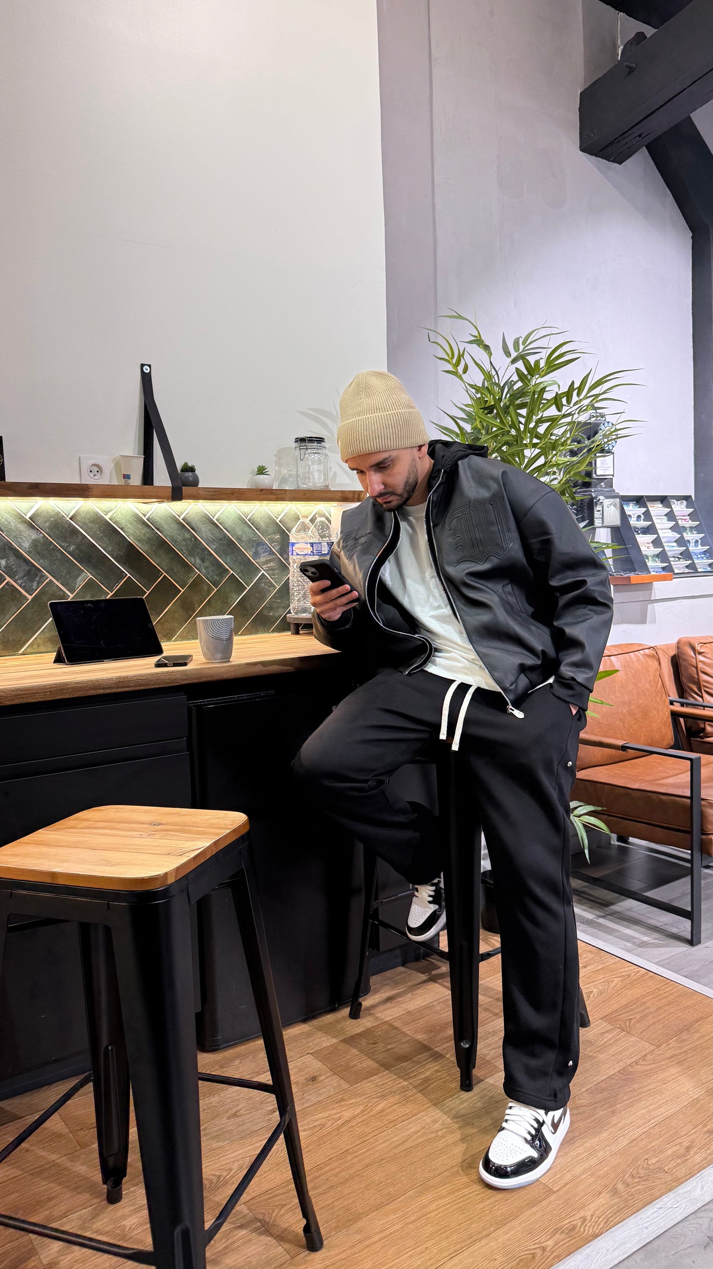 Veste Imperial Crest