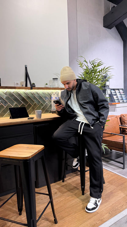 Veste Imperial Crest