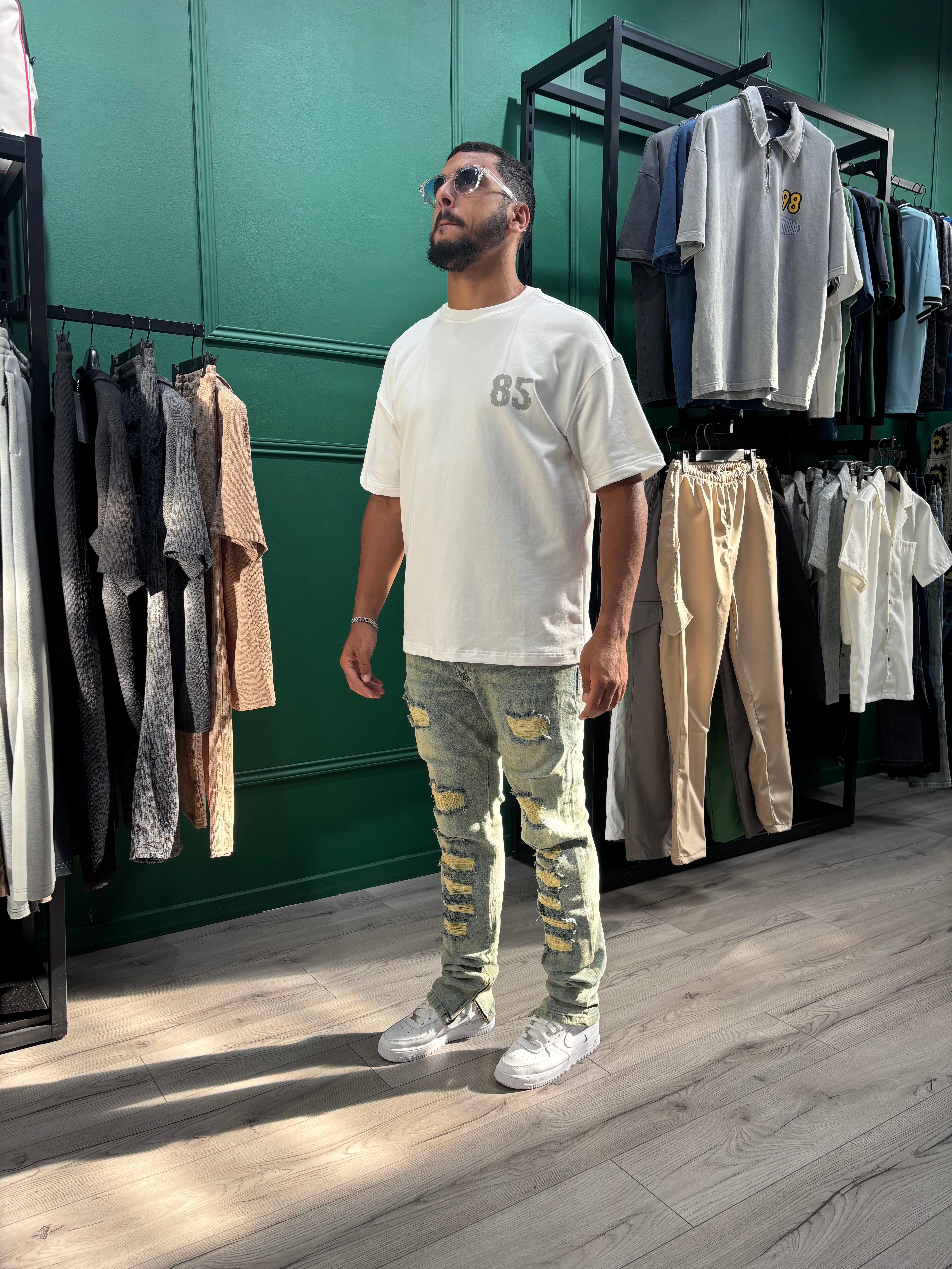 Selected Variant Image