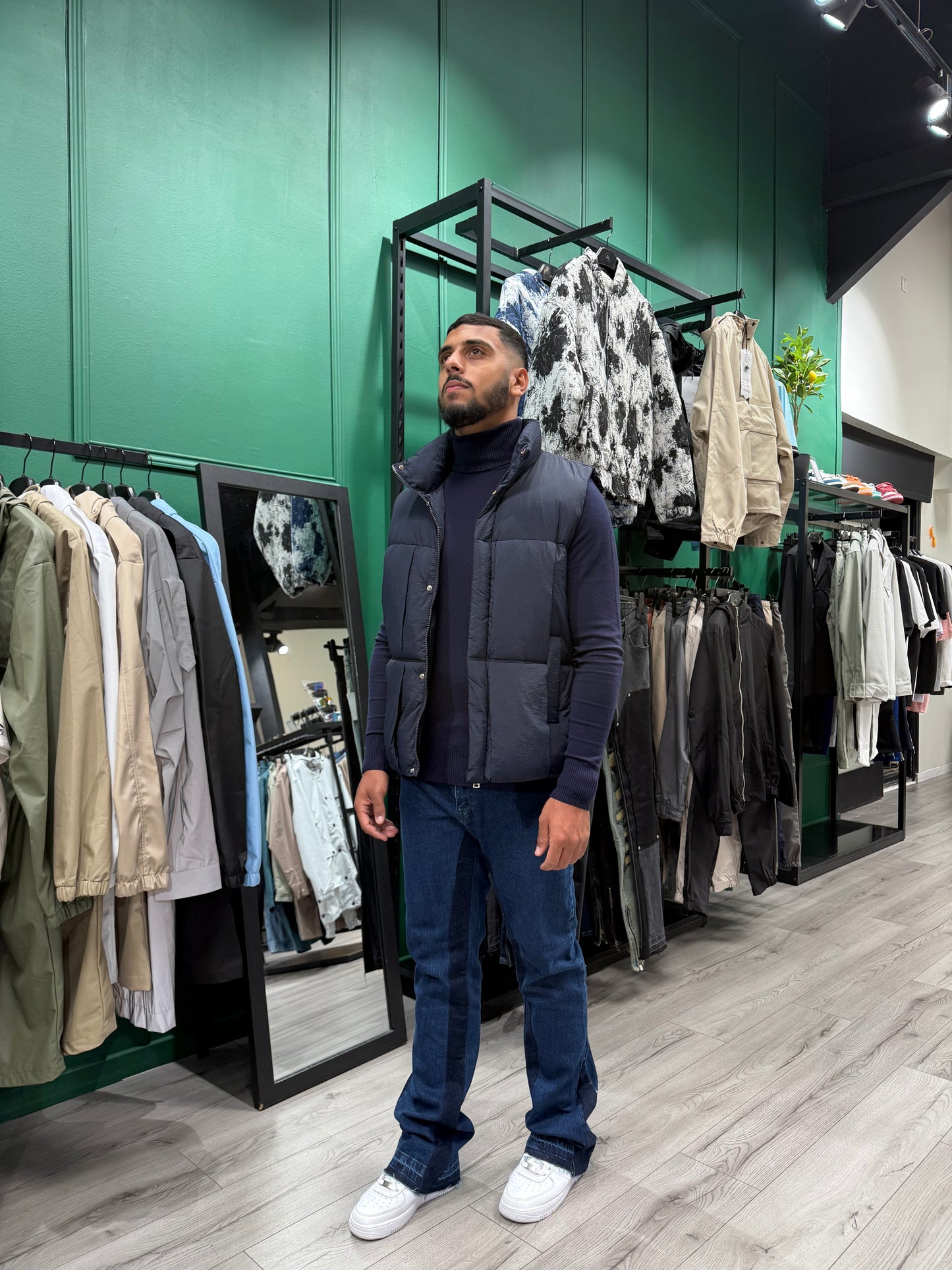 DOUDOUNE SANS MANCHE