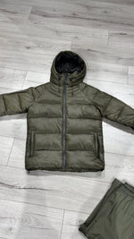 Lade das Bild in den Galerie-Viewer, DOUDOUNE KHANE - KAKI - HB STORE
