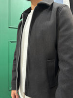 Cargar imagen en el visor de la galería, VESTE PRATO - BLACK
