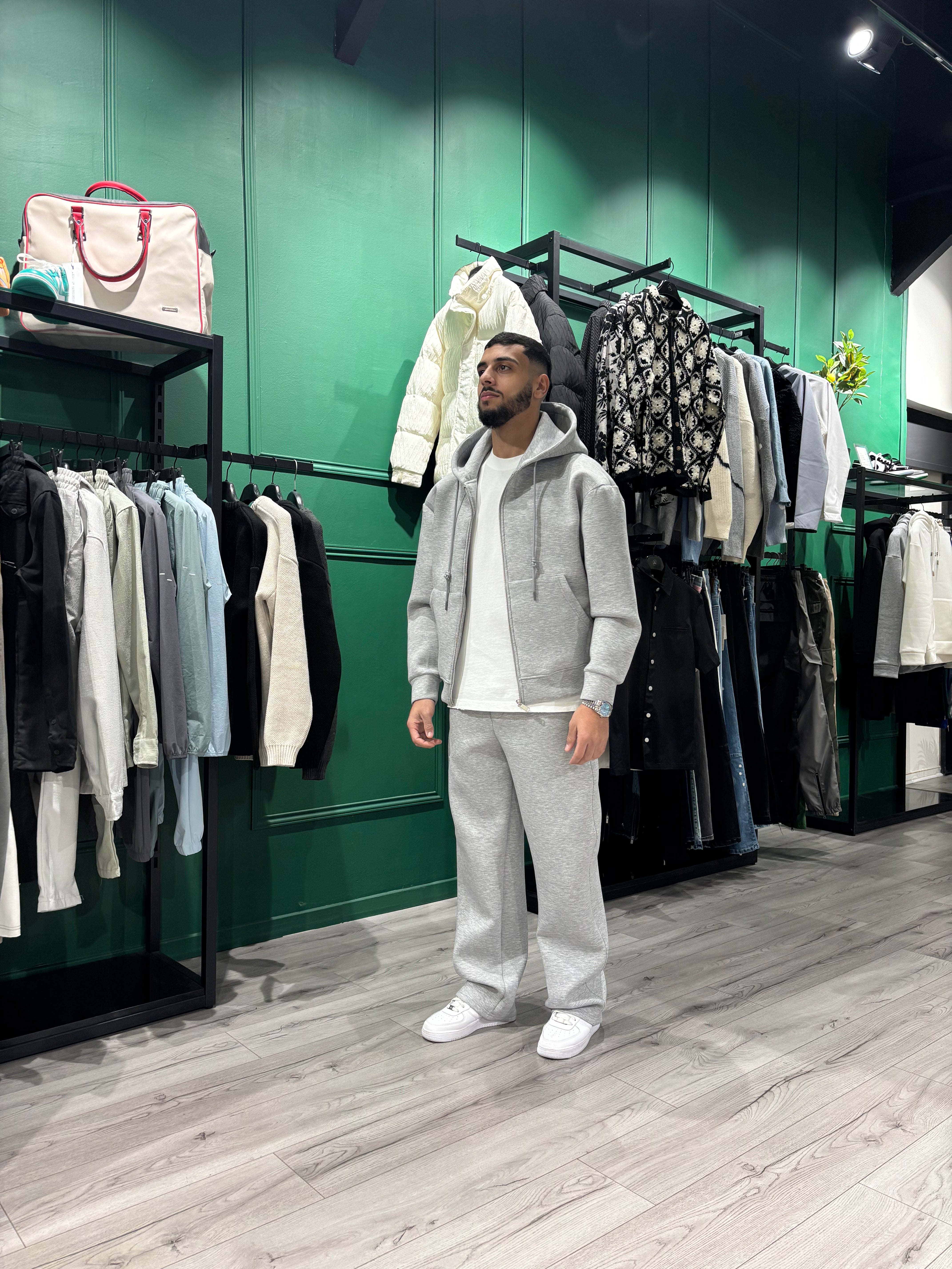 Selected Variant Image