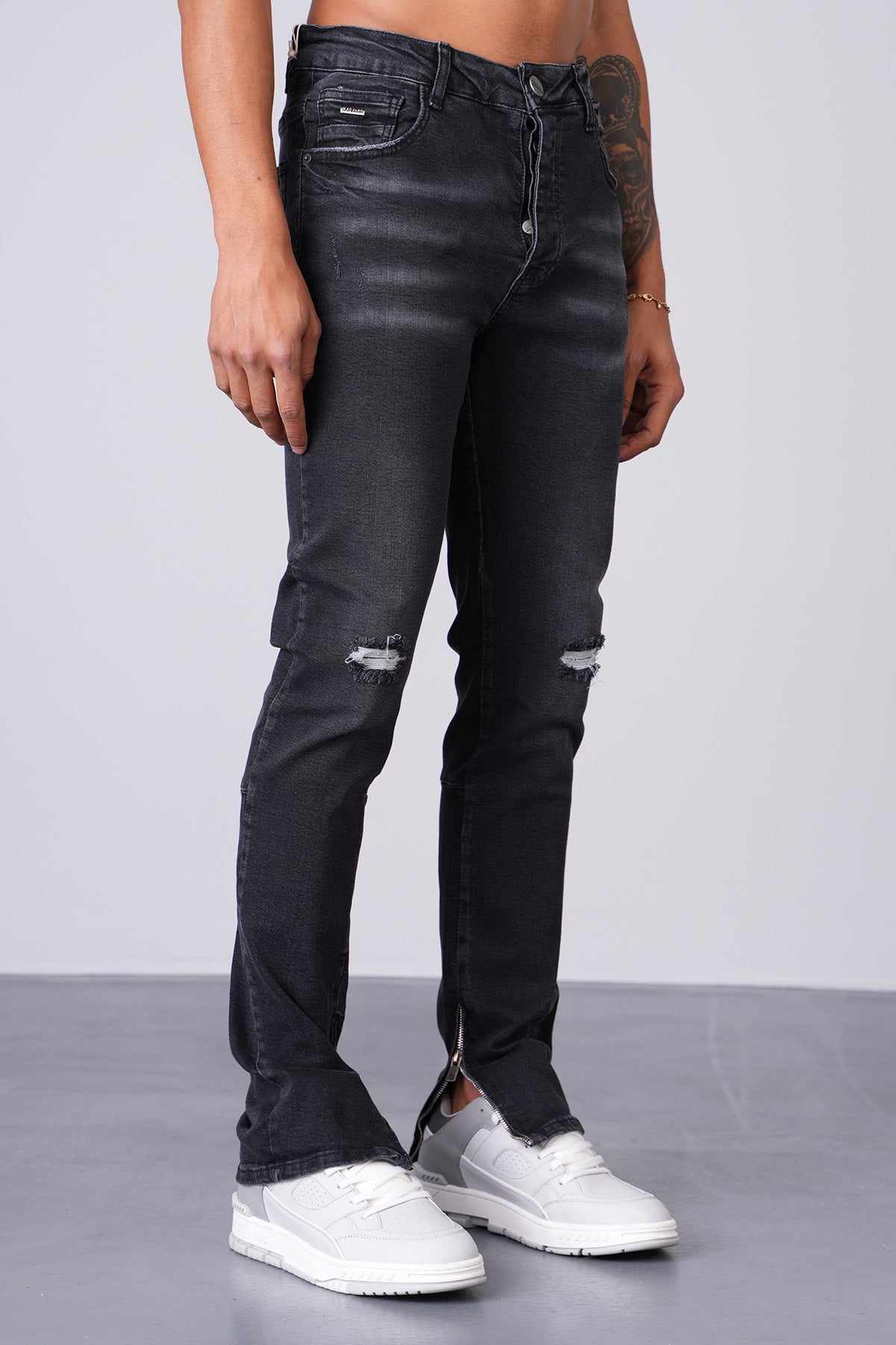 JEAN ZIPPÉ - BLACK BLUSE - HB STORE