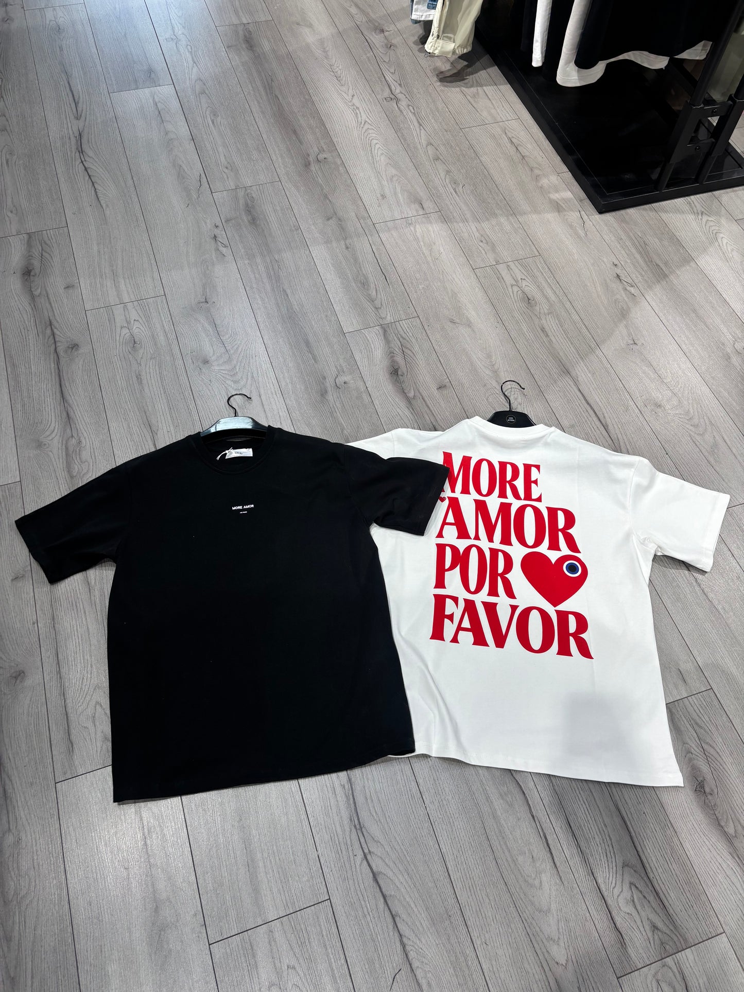T-SHIRT - MORE AMOR