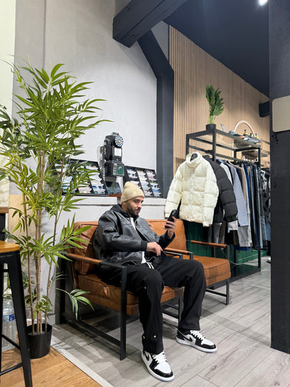 Veste Imperial Crest