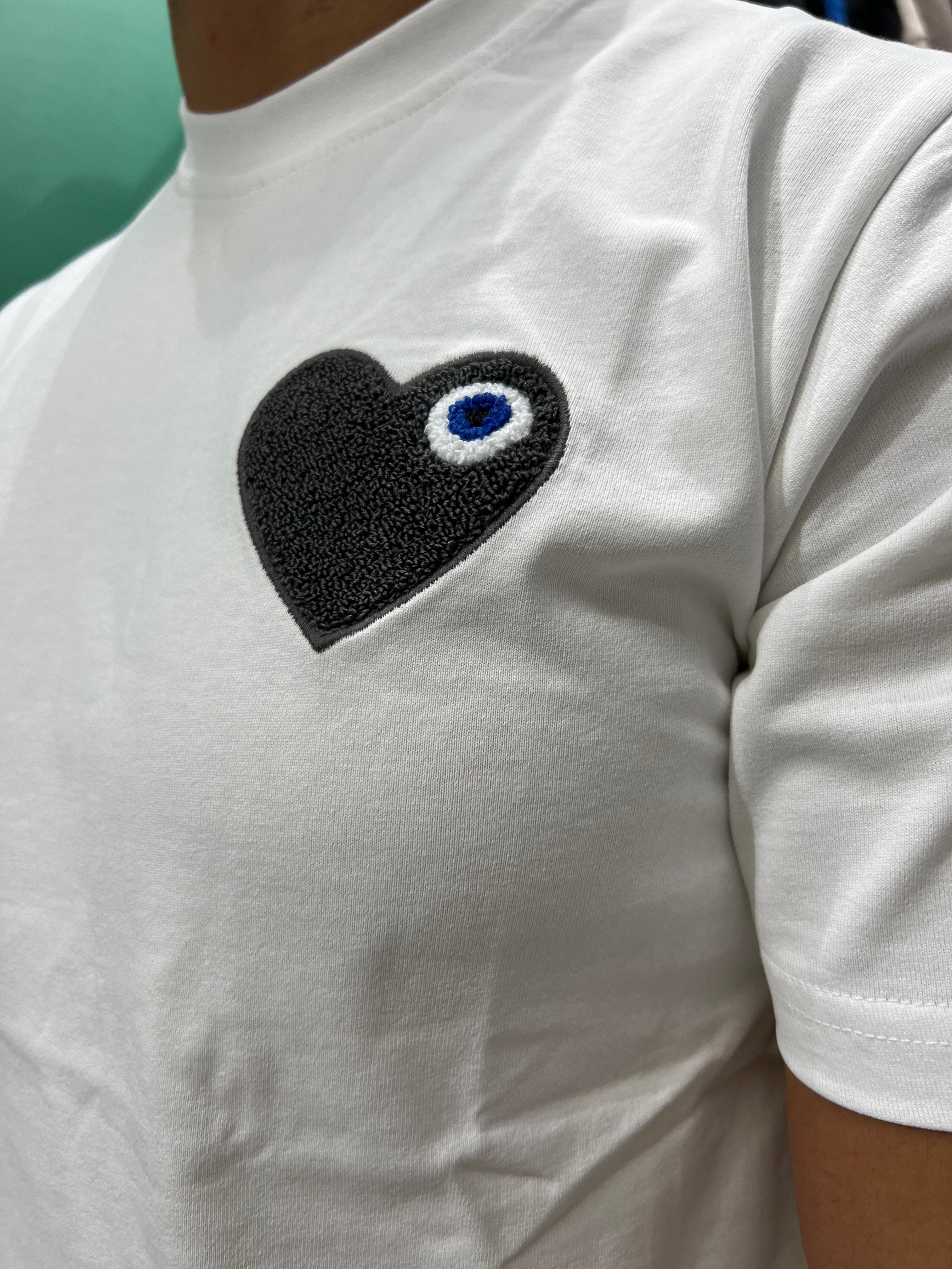 CAMISETA TINDER - BLANCO